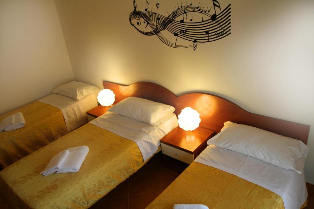 B&B Music Milano Rum bild